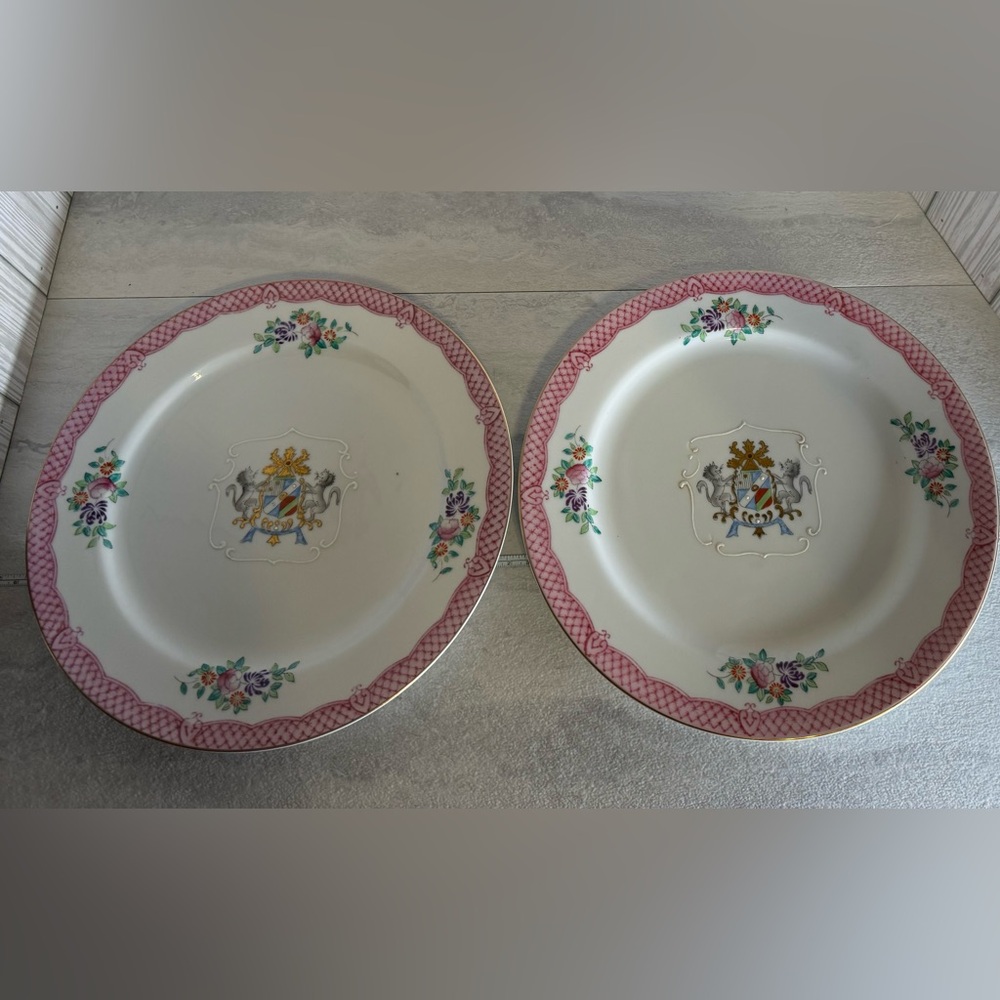 2 Decorative Dinner Plates